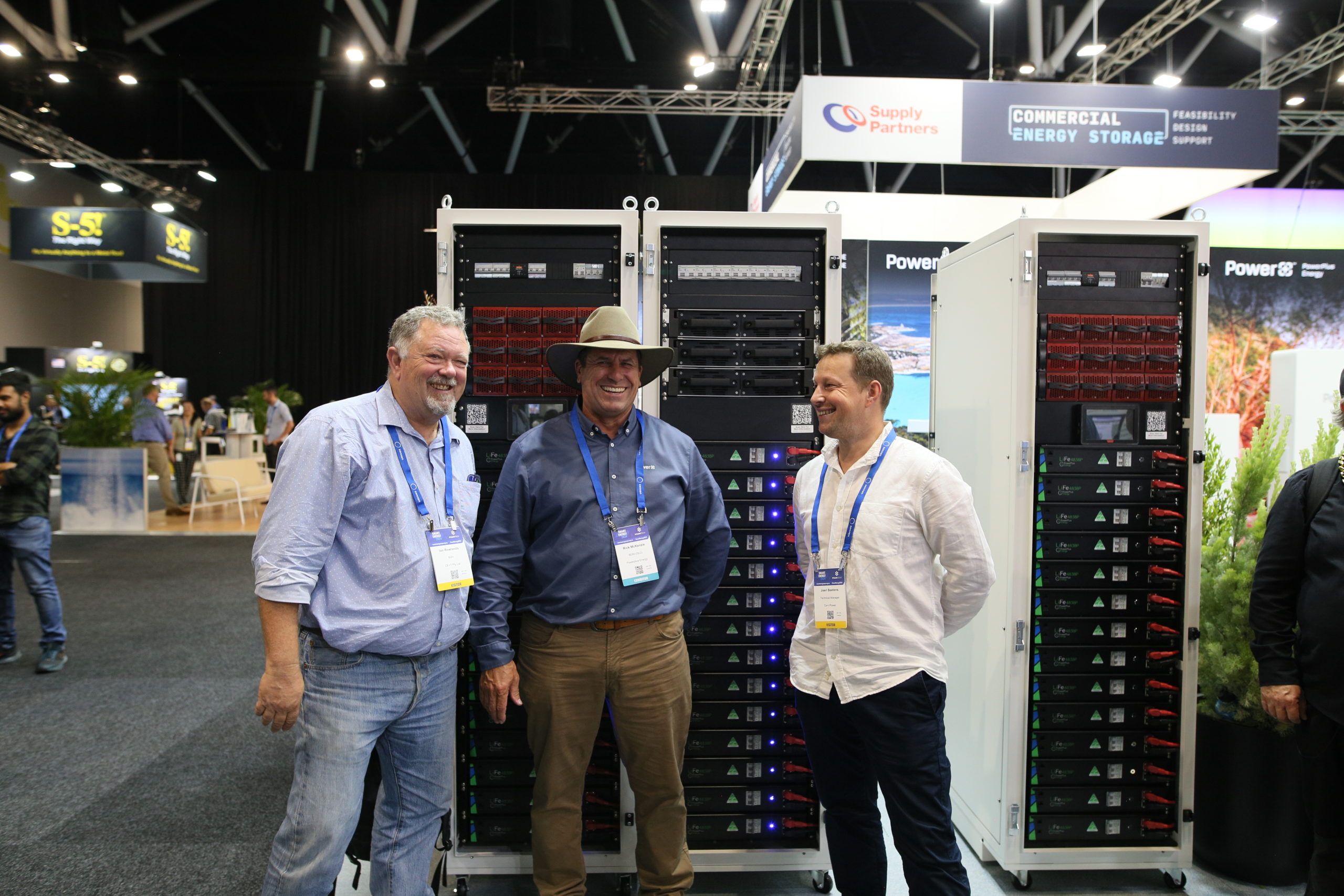 CE+T Team Joeri and Ian with Power Plus during exhbition with Sierra cabinet